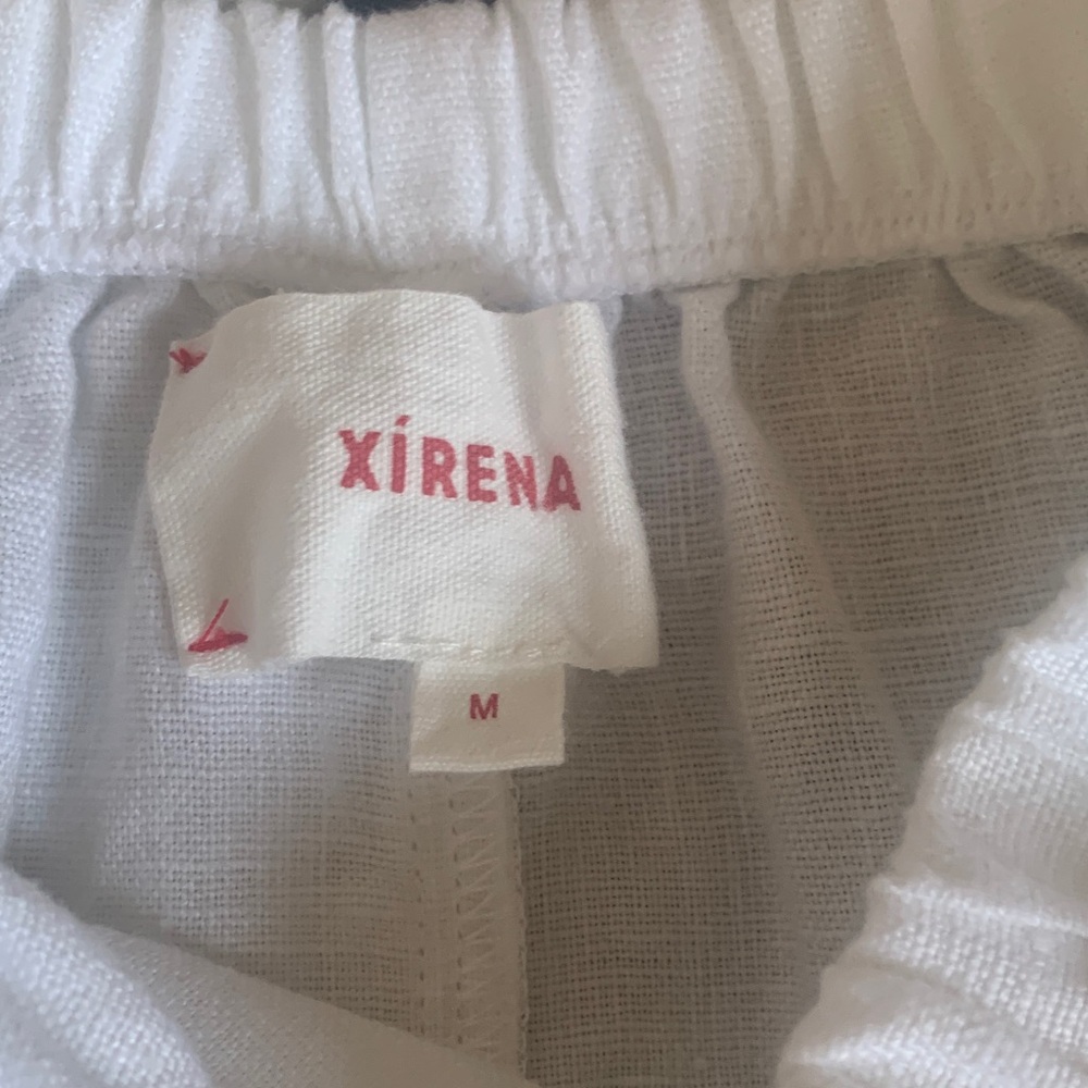 XiRENA White Midi Skirt with Elastic Waist and pockets - Picture 2 of 3